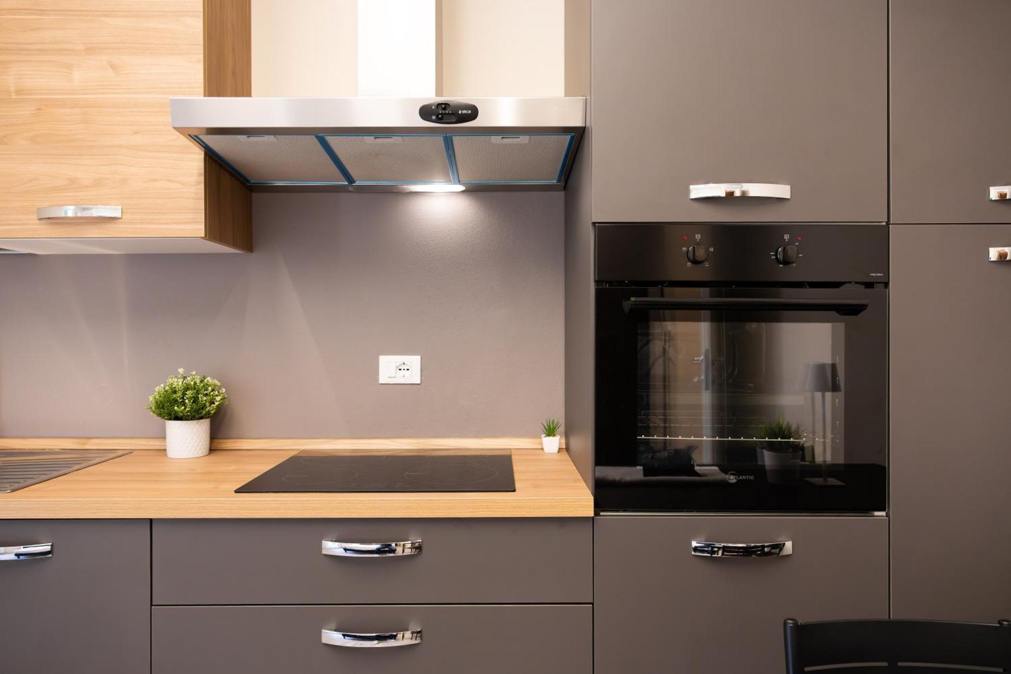 Dall'Arca Suites Bologna Station - Center - Fiera Екстериор снимка