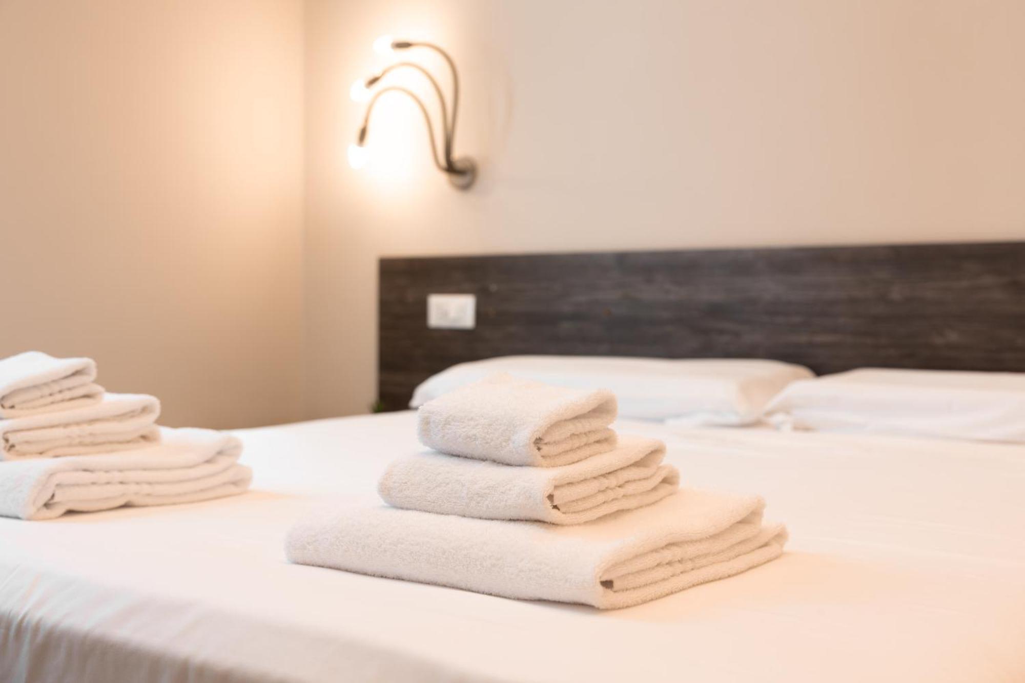Dall'Arca Suites Bologna Station - Center - Fiera Екстериор снимка