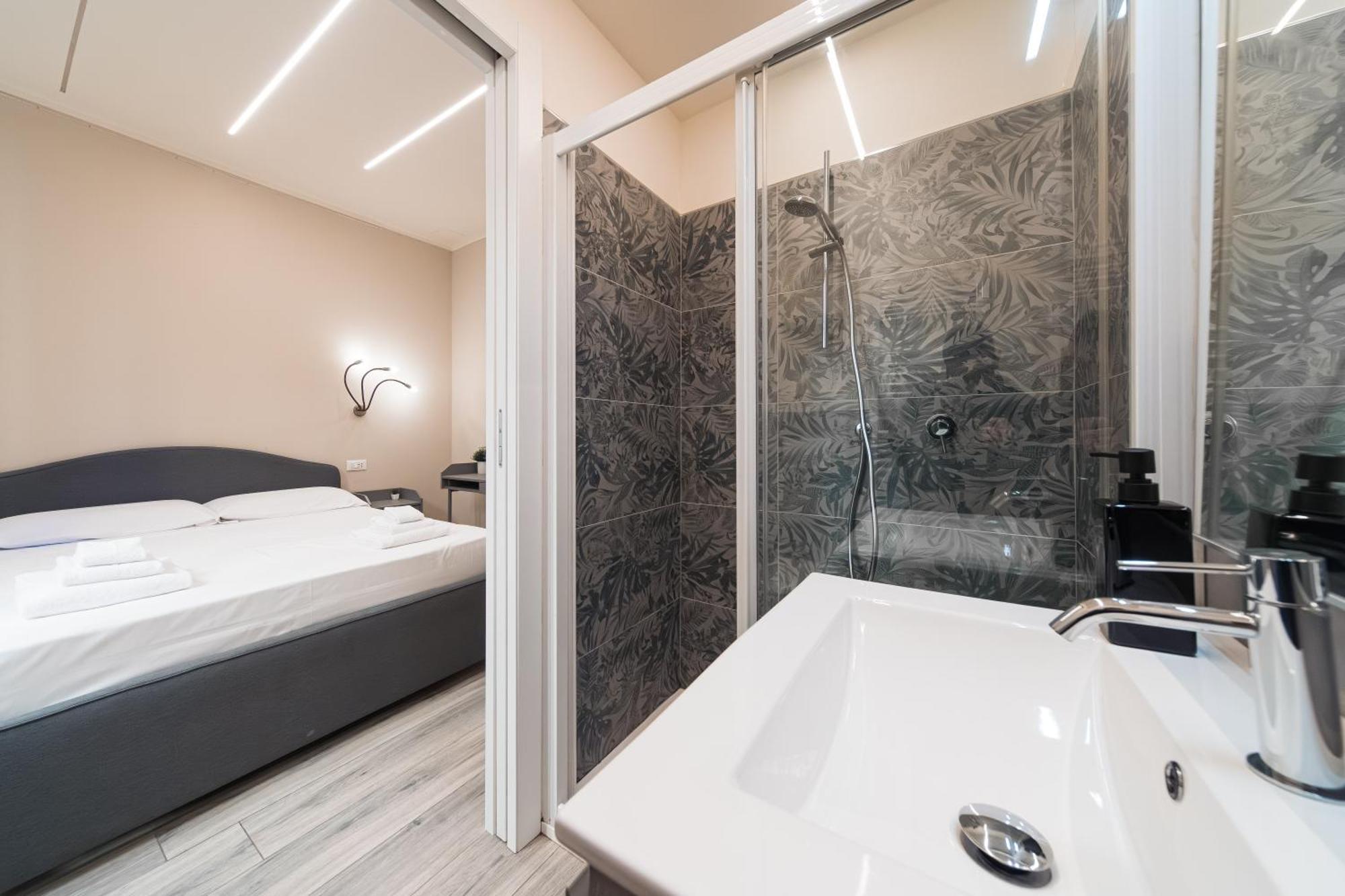 Dall'Arca Suites Bologna Station - Center - Fiera Екстериор снимка